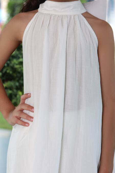 Little Luxury Off White Muslin, Silk Embroidery Placement Hand Kurta With Dhoti Pant at Aza Fashions Little Luxury_Off White Muslin, Silk Embroidery Placement Hand Kurta With Dhoti Pant _at_Aza_Fashions