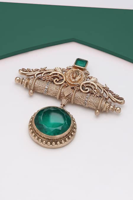 Cosa Nostraa Ada-E-Khaas Embellished Brooch 