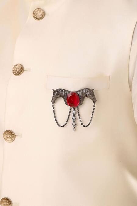 Cosa Nostraa_Grey Crystals, Chains Shaahi Sawaar Carved Work Brooch _Online_at_Aza_Fashions