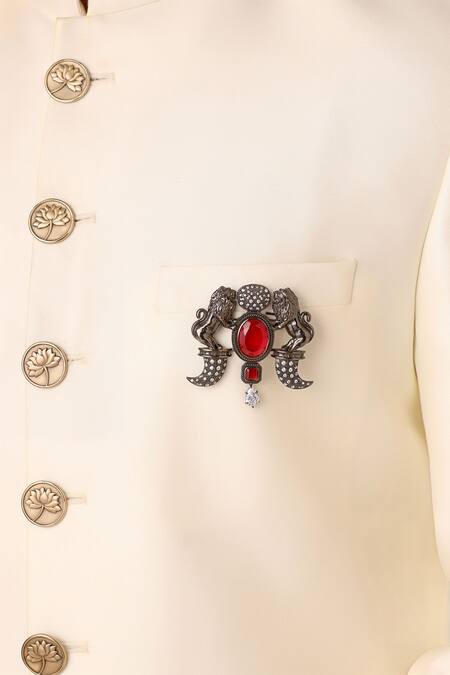 Cosa Nostraa_Gold Crystals Shehenshah-e-jungle Embellished Brooch _Online_at_Aza_Fashions