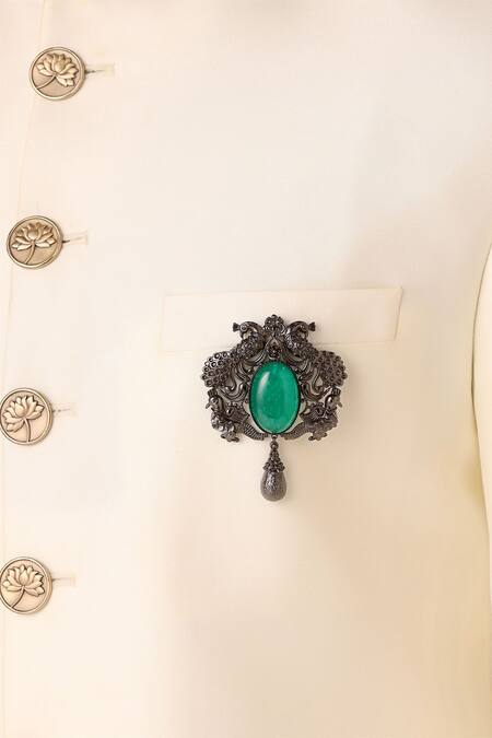 Cosa Nostraa_Grey Crystals Parindon Ka Badshah Embellished Brooch _Online_at_Aza_Fashions