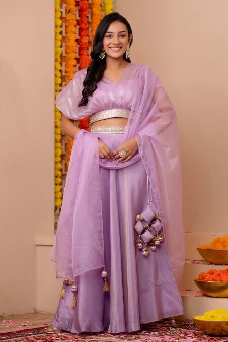 Kohsh_Purple Tissue Silk Solid V-neck Lehenga Set With Balloon Blouse _Online_at_Aza_Fashions