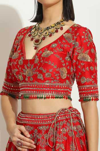 Vandana Sethi Red Silk, Chiffon Zari, Embroidery V-neck Zardozi Blouse Bridal Lehenga Set at Aza Fashions Vandana Sethi_Red Silk, Chiffon Zari, Embroidery V-neck Zardozi Blouse Bridal Lehenga Set _at_Aza_Fashions