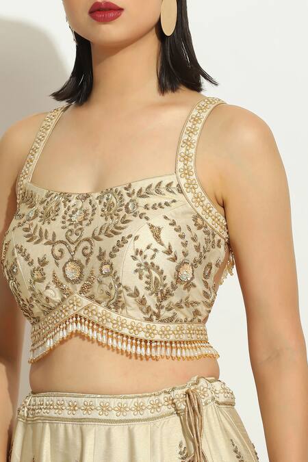 Buy_Vandana Sethi_Ivory Silk Pearls, Tassels, Zardozi Embroidered Paisley Bridal Lehenga Set 