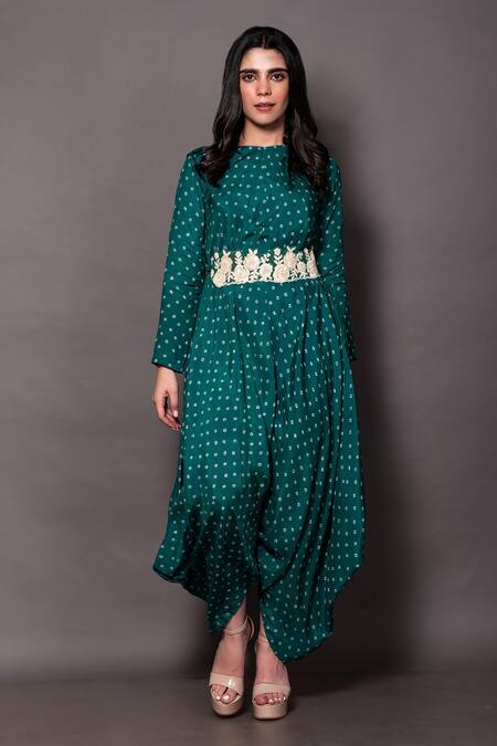 Vara By Vibha N Priti_Green Silk, Chanderi Embroidery, Sequins Bandhani Print Cowl Draped Jumpsuit _Online_at_Aza_Fashions
