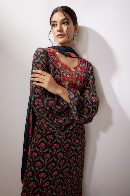 Nadima Saqib_Blue Crepe, Net Embroidery, Sequins Split V-neck Mughal Print Kurta Palazzo Set _Online_at_Aza_Fashions