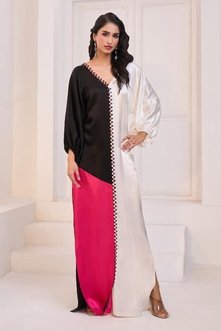 Shop_Masumi Mewawalla X AZA_White Maheshwari Embroidery V-neck Tri Color Block Long Tunic 