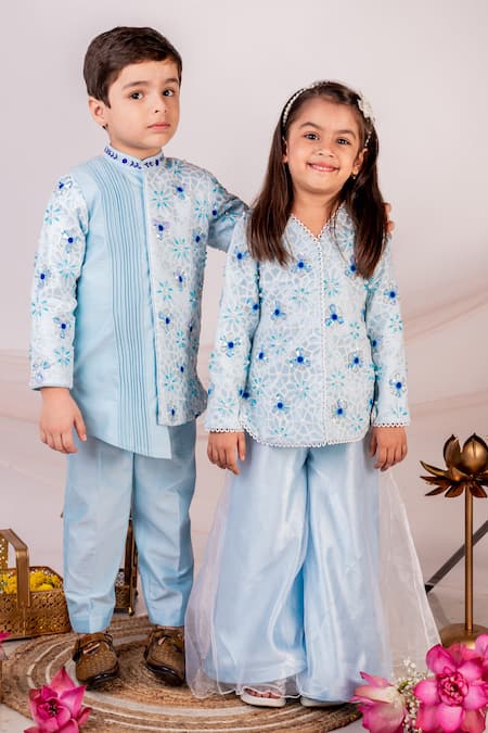 Toplove Blue Cotton, Chanderi, Satin Floral Embroidered Asymmetric Kurta Pant Set at Aza Fashions Toplove_Blue Cotton, Chanderi, Satin Floral Embroidered Asymmetric Kurta Pant Set _at_Aza_Fashions