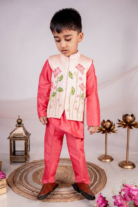 Buy Toplove Peach Cotton, Silk Embroidery, Sequins, Cut Work Floral Cutdana Kurta Set Online at Aza Fashions Buy_Toplove_Peach Cotton, Silk Embroidery, Sequins, Cut Work Floral Cutdana Kurta Set _Online_at_Aza_Fashions