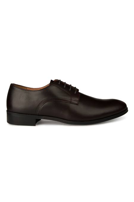 Shop Hats Off Accessories Brown Matte Genuine Leather Derby Shoes Online at Aza Fashions Shop_Hats Off Accessories_Brown Matte Genuine Leather Derby Shoes_Online_at_Aza_Fashions