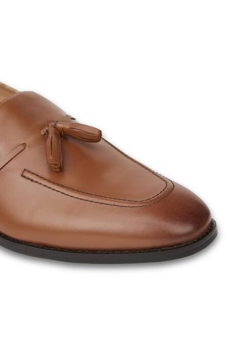 Buy Hats Off Accessories Brown Tassels Embellished Loafers Online at Aza Fashions Buy_Hats Off Accessories_Brown Tassels Embellished Loafers_Online_at_Aza_Fashions