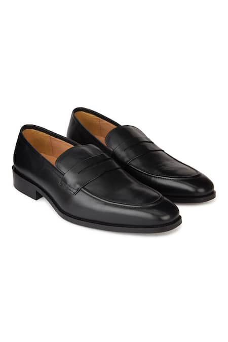 Hats Off Accessories Pointed Toe Penny Loafers 