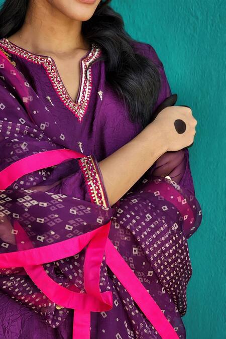 Shop_Pooja Singhal_Purple Kurta Viscose Silk Embroidery Sequin Notched Thread Work Pant Set_Online_at_Aza_Fashions