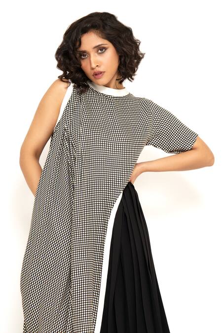Buy_House Of Behram_Black Modal, Crepe Round Neck Checkered Pattern Cowl Dress 