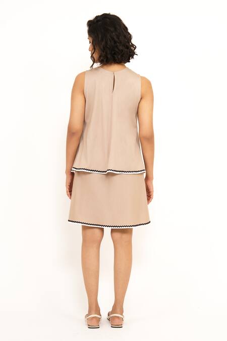 House Of Behram Contrast Border Layered Dress 