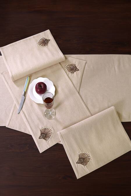 Ode & Cloe_Beige 100% Cotton Pearls, Beads And Cut Dana Runner & Mat Set_Online_at_Aza_Fashions