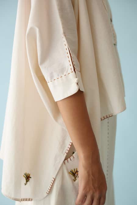 Nikasha_Cream Poplin Applique Collared Banana High Low Top _at_Aza_Fashions