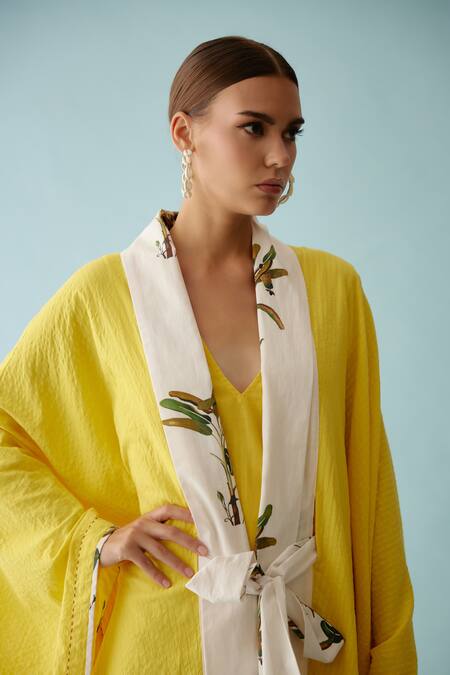 Buy Nikasha Yellow Banana Leaf Print Lapel Collar Seersucker Cape Online at Aza Fashions Buy_Nikasha_Yellow Banana Leaf Print Lapel Collar Seersucker Cape _Online_at_Aza_Fashions