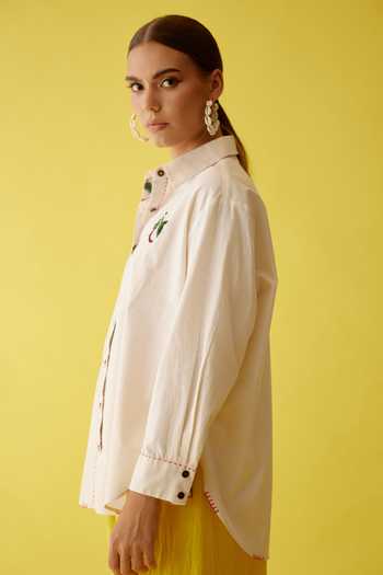 Buy_Nikasha_Cream Poplin Embroidery, Sequins Collared And Thread Chilli Applique Shirt _Online_at_Aza_Fashions