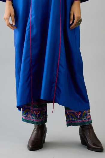 Buy_Kora_Blue Silk Mirrors, Sequins, Embroidery V-neck Yoke Long Kurta And Pant Set _Online_at_Aza_Fashions