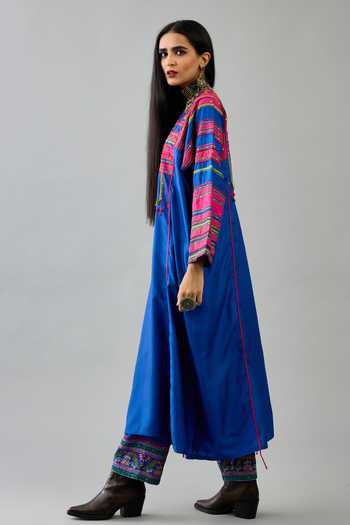 Buy_Kora_Blue Silk Mirrors, Sequins, Embroidery V-neck Yoke Long Kurta And Pant Set 