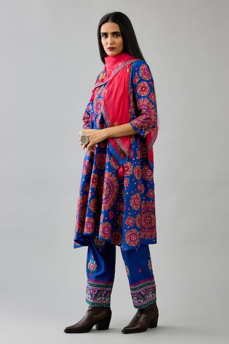 Shop Kora Blue Silk Sequins, Embroidery Split V-neck A-line Kurta Set Online at Aza Fashions Shop_Kora_Blue Silk Sequins, Embroidery Split V-neck A-line Kurta Set _Online_at_Aza_Fashions