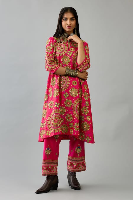 Kora Fuchsia Silk Embroidery Collared Floral A-line Kurta Set Online at Aza Fashions Kora_Fuchsia Silk Embroidery Collared Floral A-line Kurta Set _Online_at_Aza_Fashions