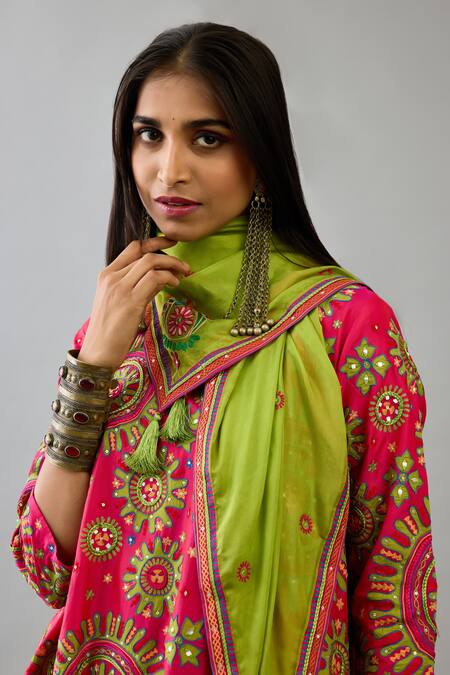 Buy Kora Fuchsia Silk Embroidery Collared Floral A-line Kurta Set Buy_Kora_Fuchsia Silk Embroidery Collared Floral A-line Kurta Set