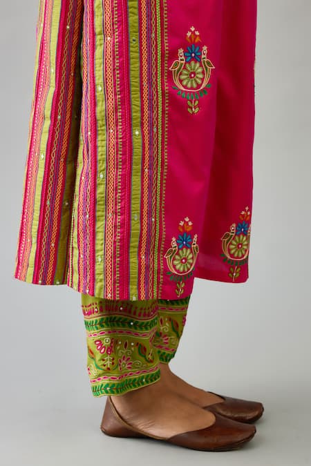 Shop_Kora_Fuchsia Silk Embroidery, Sequins Round Neck Straight Kurta Set _Online_at_Aza_Fashions