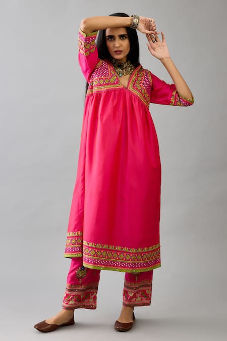 Kora_Fuchsia Silk Embroidery, Mirrors V-neck Anarkali With Pant _Online_at_Aza_Fashions