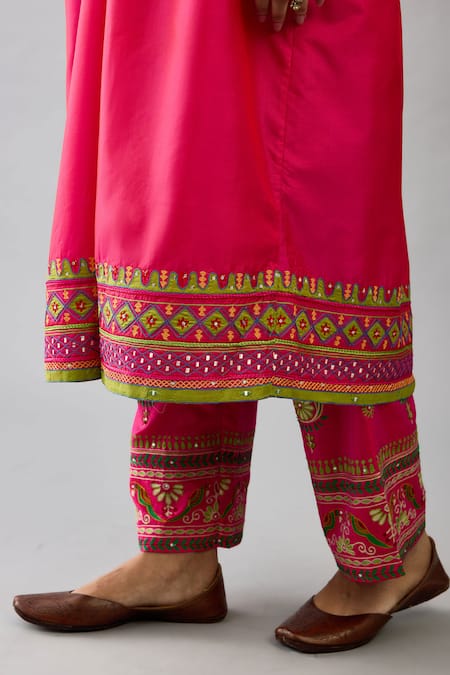 Kora_Fuchsia Silk Embroidery, Mirrors V-neck Anarkali With Pant _at_Aza_Fashions