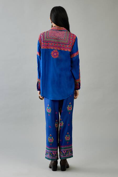 Shop Kora Blue Silk Embroidery, Mirrors Shawl Neck Thread Shirt With Pant at Aza Fashions Shop_Kora_Blue Silk Embroidery, Mirrors Shawl Neck Thread Shirt With Pant _at_Aza_Fashions