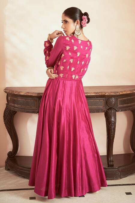 Shop Megha Pitti Pink Chanderi, Bamboo Embroidery V-neck Floral Anarkali Set at Aza Fashions Shop_Megha Pitti_Pink Chanderi, Bamboo Embroidery V-neck Floral Anarkali Set _at_Aza_Fashions