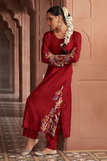 Shop Megha Pitti Maroon Silk Embroidery Round Neck Floral Bloom Kurta Set at Aza Fashions Shop_Megha Pitti_Maroon Silk Embroidery Round Neck Floral Bloom Kurta Set _at_Aza_Fashions