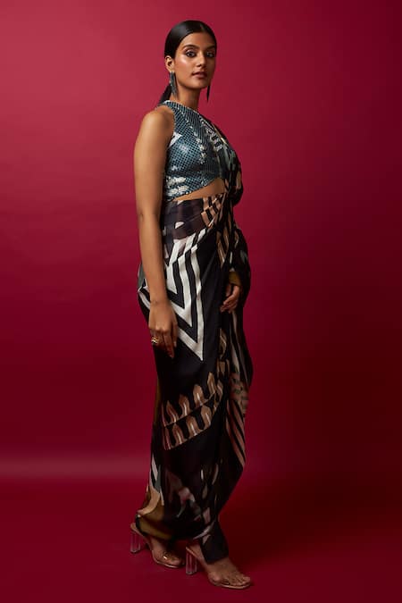 Vedika M_Multi Color Satin, Silk Sequins Pre-draped Geometric Print Saree With Blouse _Online_at_Aza_Fashions