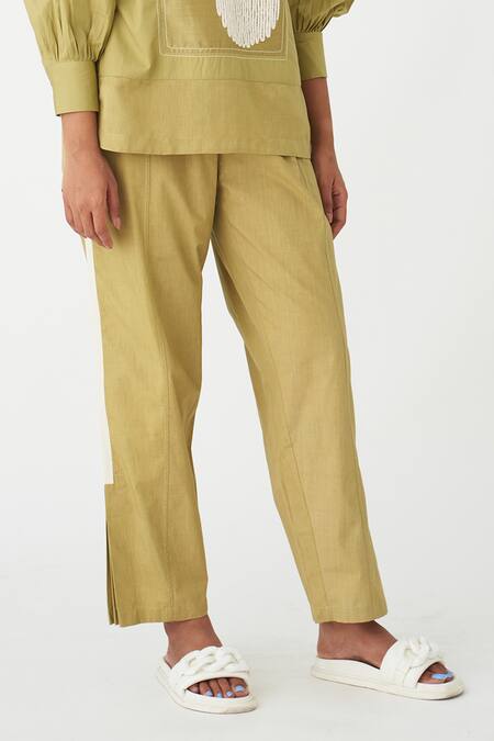 Buy Three Green 100% Cotton Poplin Plain Stripe Panelled Pant Online at Aza Fashions Buy_Three_Green 100% Cotton Poplin Plain Stripe Panelled Pant _Online_at_Aza_Fashions