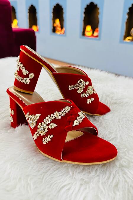 Buy Red Embroidery Hitiksha Floral Heels by Rajasthani Stuff Online at Aza  Fashions.