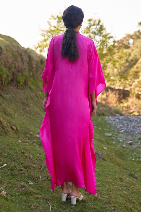 Shop Archana Shah Pink Silk Embroidery Round Neck Scarlet Thread Kaftan at Aza Fashions Shop_Archana Shah_Pink Silk Embroidery Round Neck Scarlet Thread Kaftan _at_Aza_Fashions