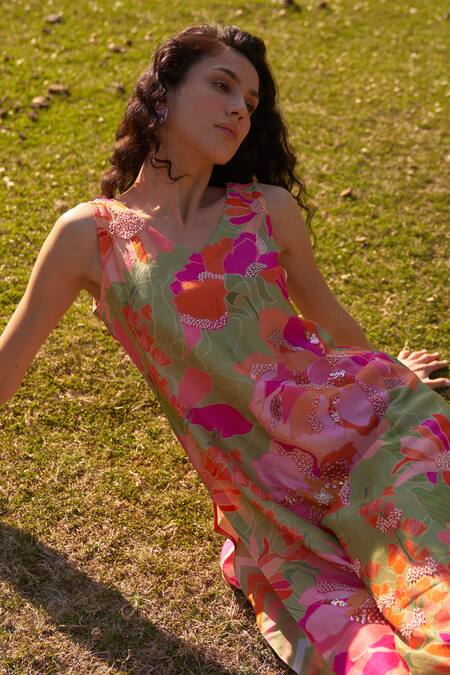 Buy Archana Shah Green Bemberg Silk Embroidered Sequin V Lupine Floral Print Tunic And Trouser Set Online at Aza Fashions Buy_Archana Shah_Green Bemberg Silk Embroidered Sequin V Lupine Floral Print Tunic And Trouser Set _Online_at_Aza_Fashions