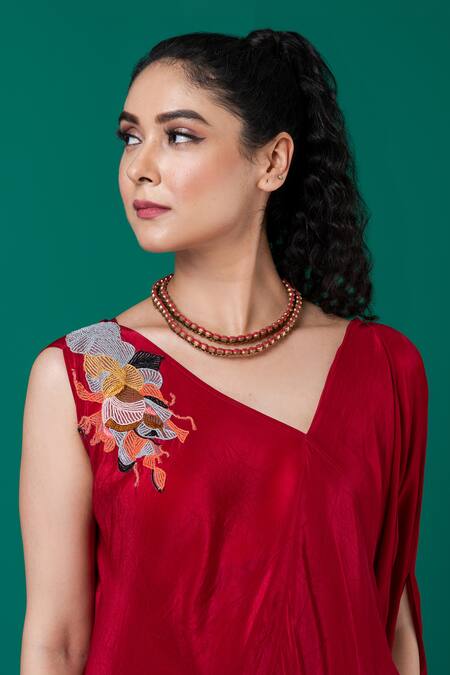 Megha Garg_Red Crepe Embroidery V-neck Placement Hand Draped Dress _Online_at_Aza_Fashions
