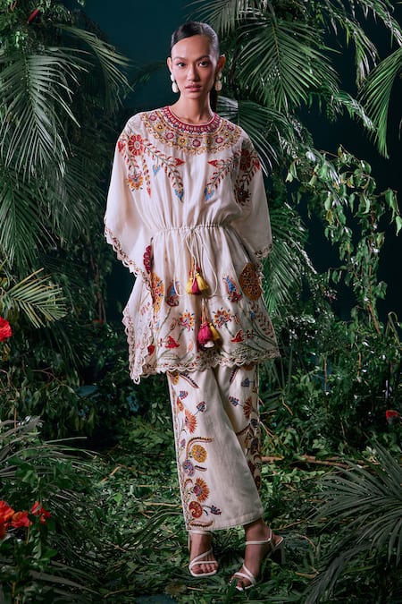 Chandrima Budding Bloom Applique Embellished Kaftan 