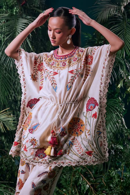 Buy_Chandrima_Ivory Chanderi Beads, Applique Round Neck Budding Bloom Embellished Kaftan _Online_at_Aza_Fashions