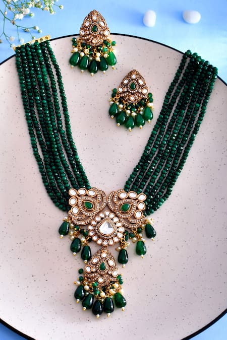 Ishhaara Kundan Embellished Pendant Necklace Set 