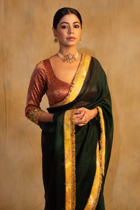 Priyanka Raajiv Green Silk Organza Zari Dooj Kiran Finish Border Saree at Aza Fashions Priyanka Raajiv_Green Silk Organza Zari Dooj Kiran Finish Border Saree _at_Aza_Fashions