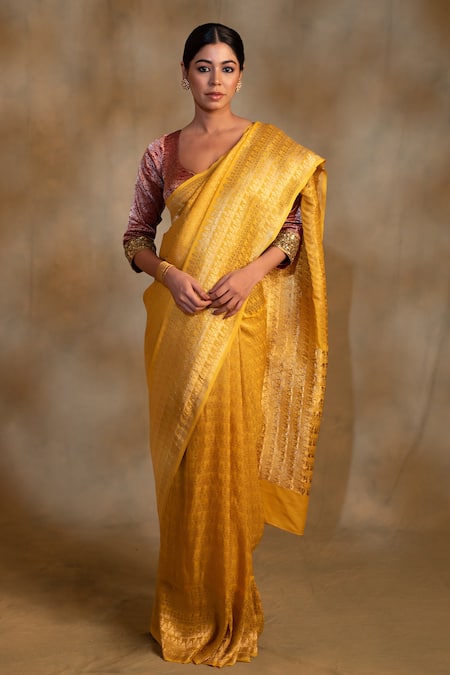 Priyanka Raajiv Yellow Silk Gudi Pattern Banarasi Saree With Unstitched Blouse 