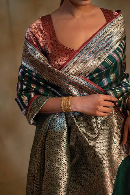 Priyanka Raajiv Green Silk Maghi Pattidaar Jaal Saree With Unstitched Blouse Piece at Aza Fashions Priyanka Raajiv_Green Silk Maghi Pattidaar Jaal Saree With Unstitched Blouse Piece _at_Aza_Fashions