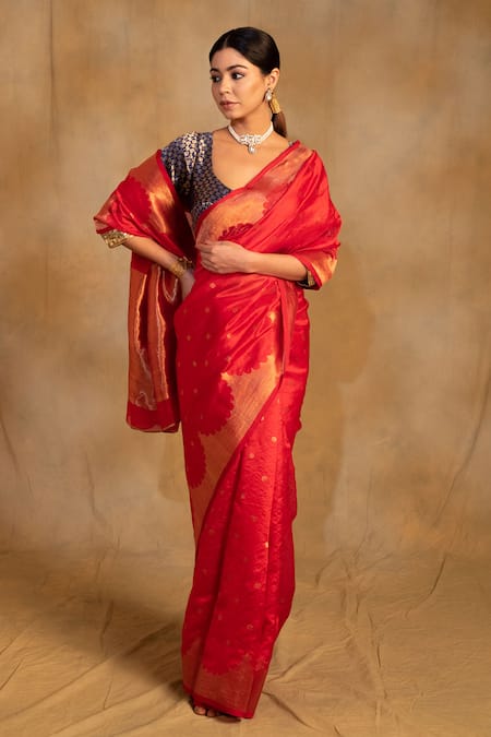 Priyanka Raajiv_Red Silk, Chanderi Sora Temple Arch Border Saree With Unstitched Blouse Piece _Online_at_Aza_Fashions