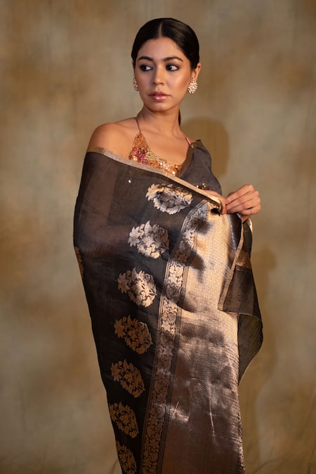 Buy_Priyanka Raajiv_Black Linen, Silk Tritiya Paisley Buti Saree With Unstitched Blouse Piece _Online_at_Aza_Fashions