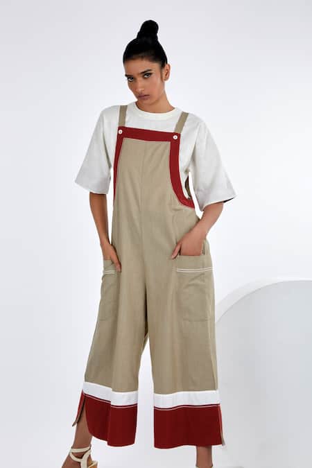 Madder Much Grey Handloom Cotton Square , Round O Hara Toasted Jumper And Top Set at Aza Fashions Madder Much_Grey Handloom Cotton Square , Round O Hara Toasted Jumper And Top Set _at_Aza_Fashions