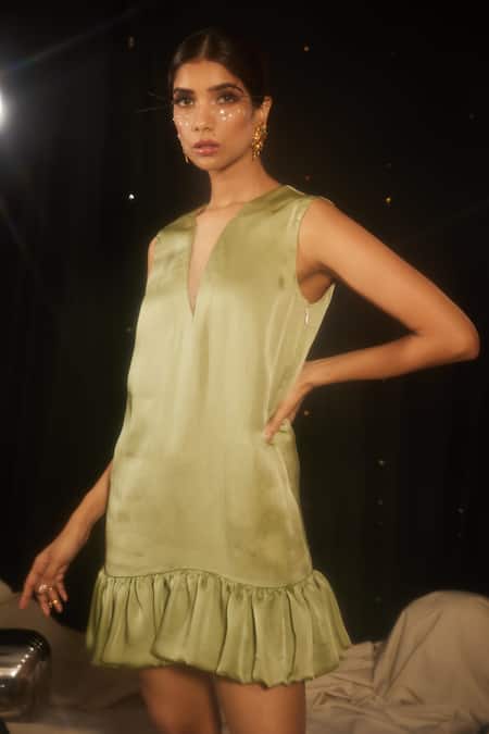 Sonam Parmar Jhawar_Green Silk Plunge Neck Olivia Sleeveless Dress _Online_at_Aza_Fashions